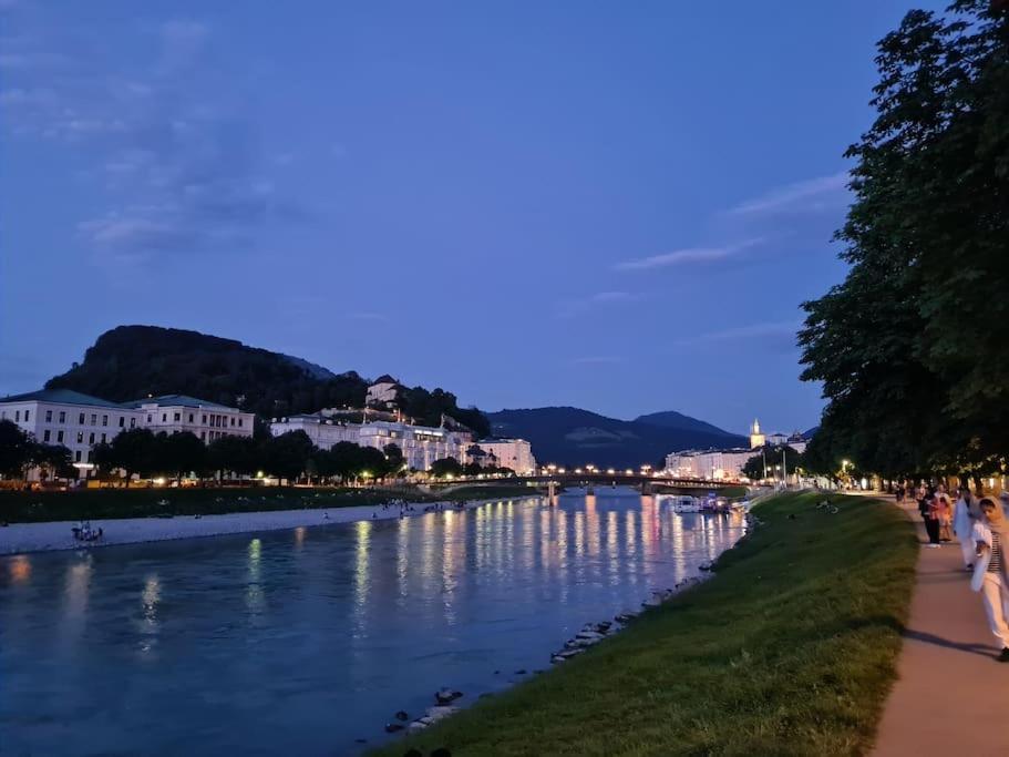 Neu, Zentral, Schoen, Bergblick, Suedterrasse 弗赖拉辛 外观 照片